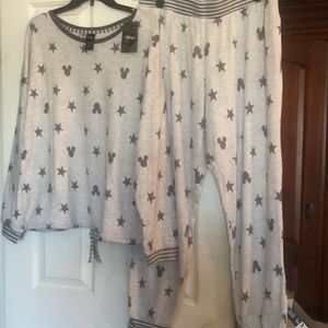 T-1 Super soft Disney Pjs 2 piece